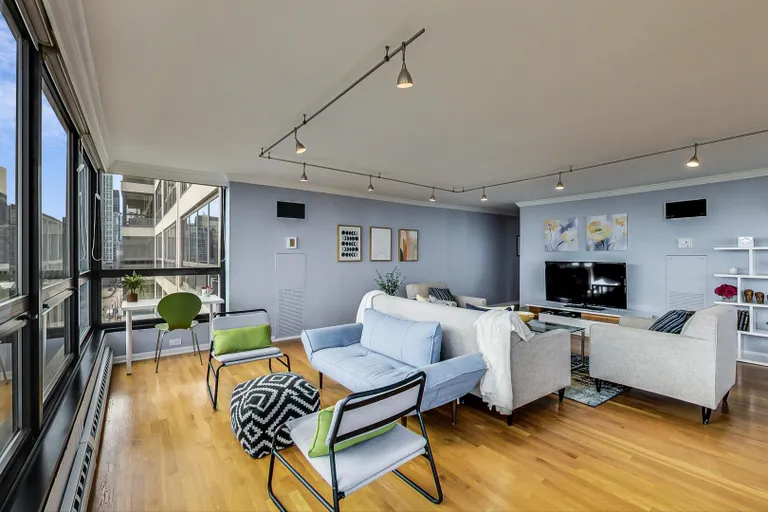 New York City Real Estate | View 360 E Randolph, 1201 | room 9 | View 10
