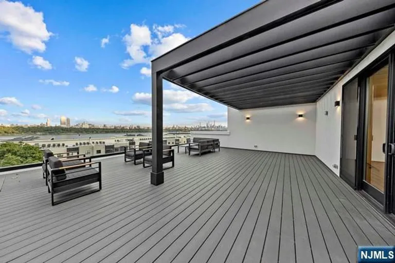 Bergen County Real Estate | View 26B Oakdene Terrace | room 46 | View 47