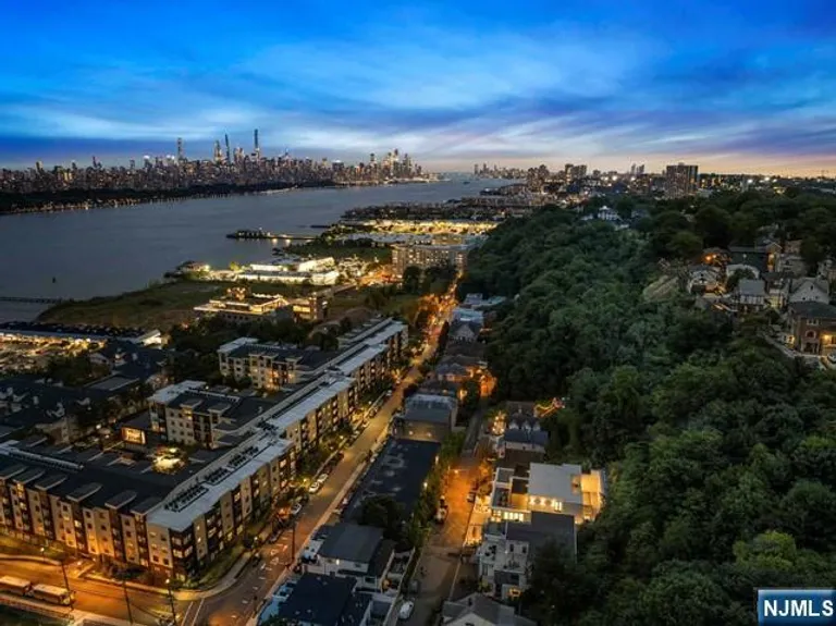 Bergen County Real Estate | View 26B Oakdene Terrace | room 48 | View 49