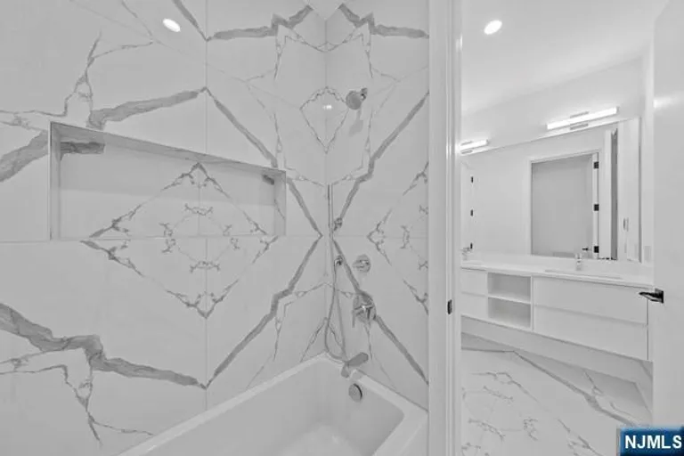 Bergen County Real Estate | View 26B Oakdene Terrace | room 36 | View 37