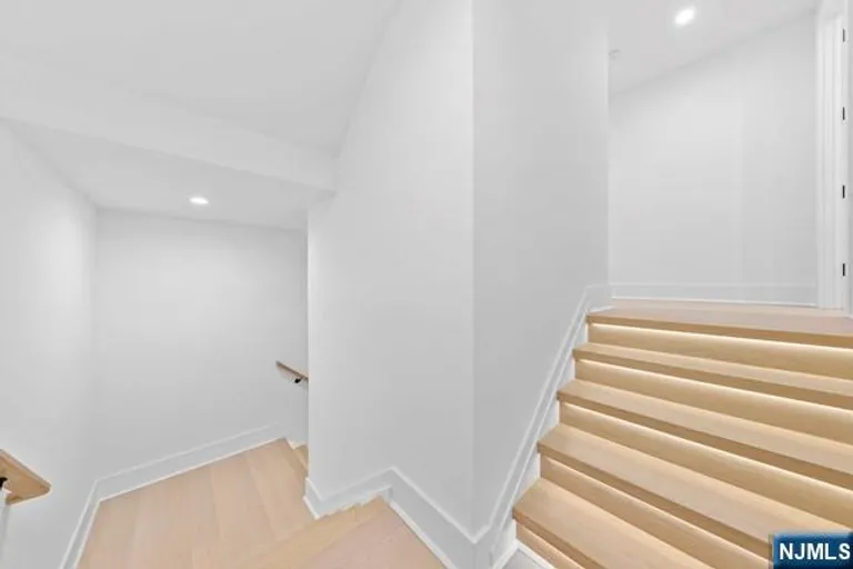 Bergen County Real Estate | View 26B Oakdene Terrace | room 32 | View 33