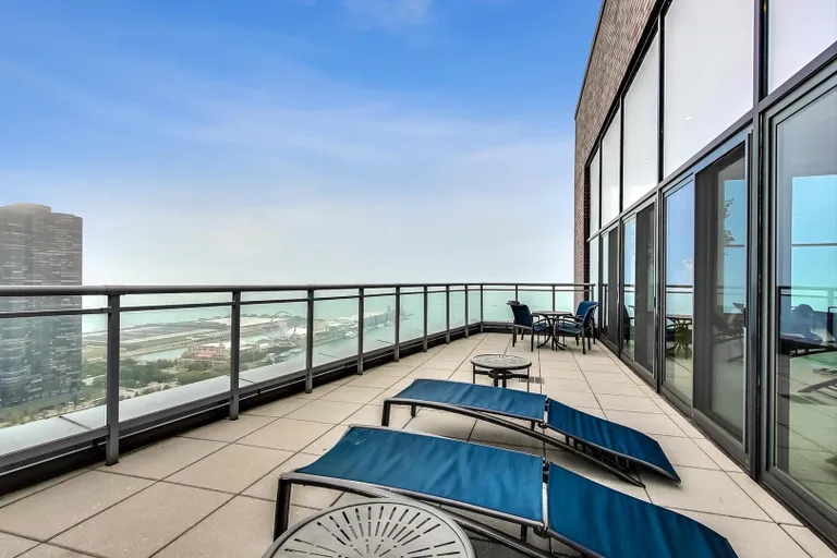New York City Real Estate | View 450 E Waterside, 405 | room 40 | View 41