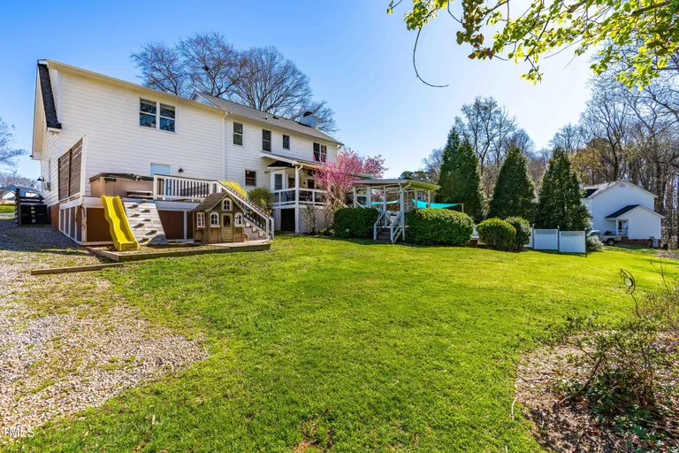 Raleigh, NC Real Estate | View 604 Trunecek Circle | room 26 | View 27