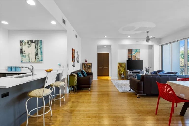New York City Real Estate | View 475 2nd Street N #204 | room 12 | View 13