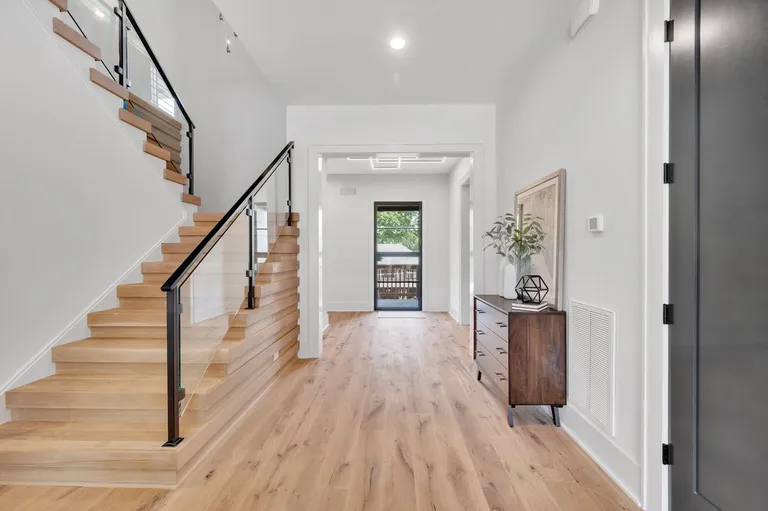 New York City Real Estate | View 3416 Windsor Drive | Foyer | View 4