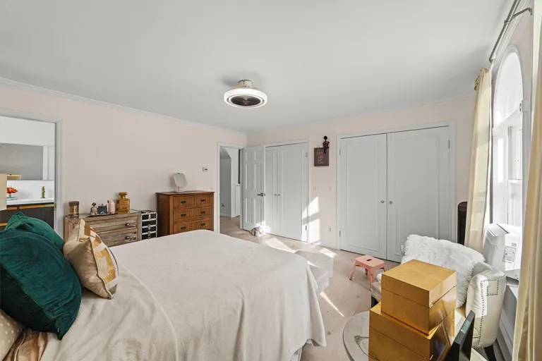 Westchester Real Estate | View 21 Pershing Avenue | room 18 | View 19