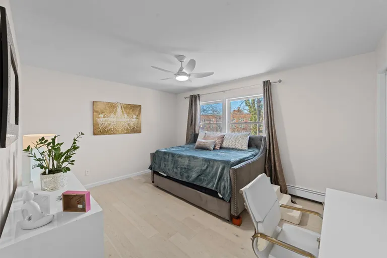Westchester Real Estate | View 21 Pershing Avenue | room 21 | View 22
