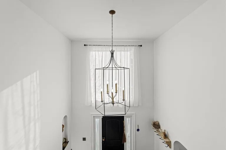 Westchester Real Estate | View 21 Pershing Avenue | room 16 | View 17