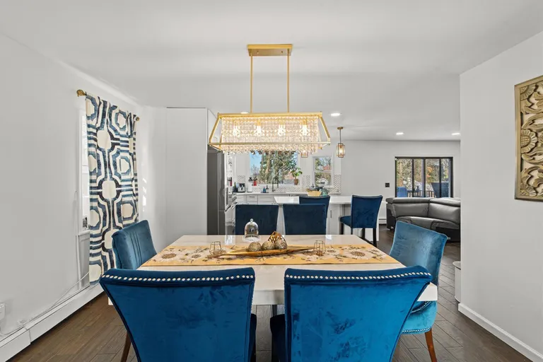 Westchester Real Estate | View 21 Pershing Avenue | room 6 | View 7