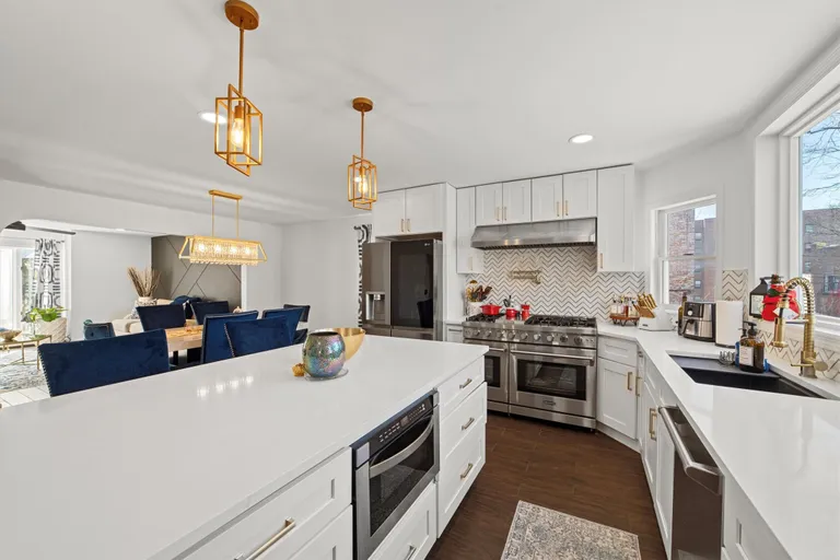 Westchester Real Estate | View 21 Pershing Avenue | room 9 | View 10
