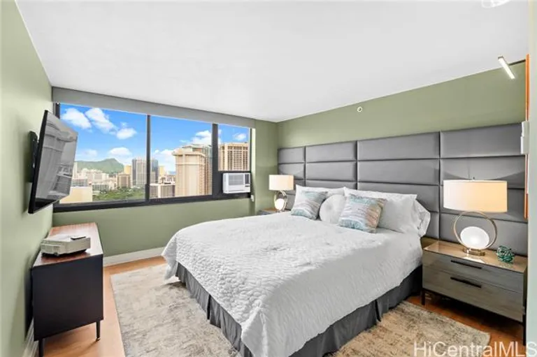 New York City Real Estate | View 343 Hobron Lane, #3002 | room 12 | View 13