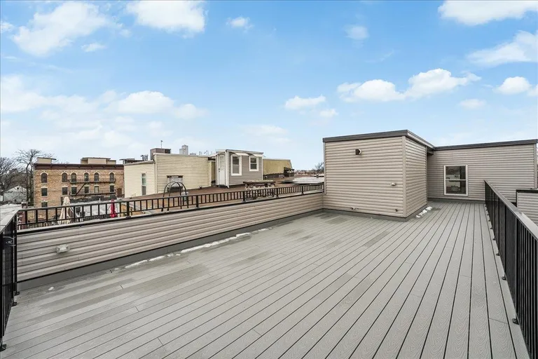 New York City Real Estate | View 380 Palisade Ave Unit# 3 | room 18 | View 19