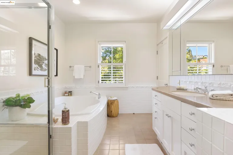 Northern California Real Estate | View 135 Cross Rd | room 35 | View 36