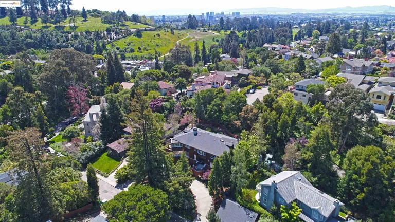 Northern California Real Estate | View 135 Cross Rd | room 53 | View 54