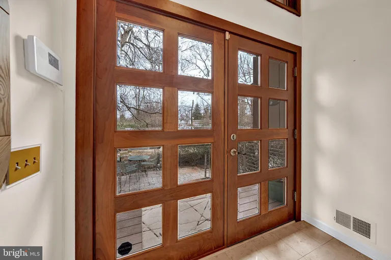 Central NJ/Bucks County, PA Real Estate | View 367 Herrontown Road | room 2 | View 3