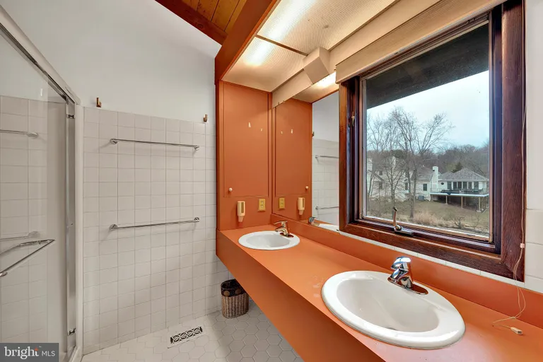 Central NJ/Bucks County, PA Real Estate | View 367 Herrontown Road | room 30 | View 31