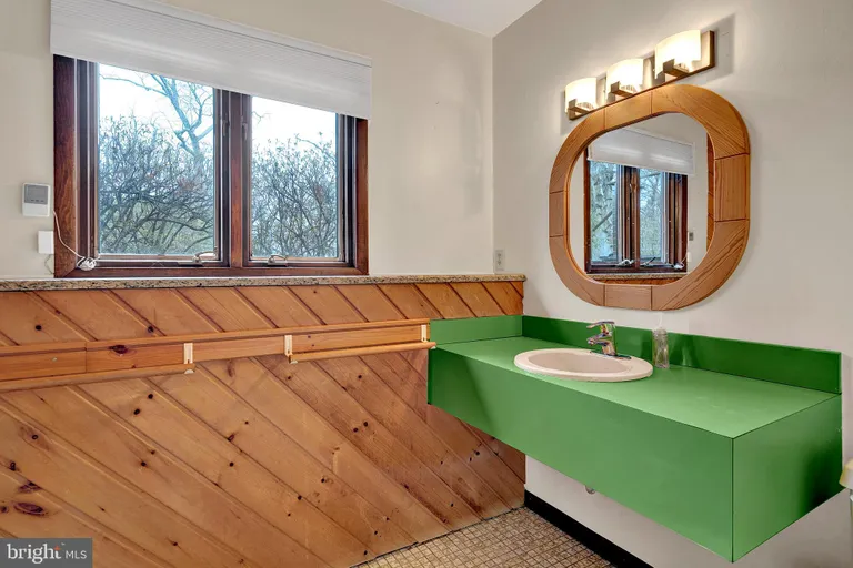 Central NJ/Bucks County, PA Real Estate | View 367 Herrontown Road | room 46 | View 47