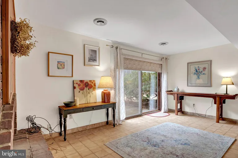 Central NJ/Bucks County, PA Real Estate | View 367 Herrontown Road | room 44 | View 45