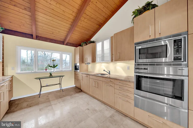 Central NJ/Bucks County, PA Real Estate | View 367 Herrontown Road | room 10 | View 11