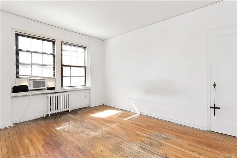 New York City Real Estate | View 176 Garth Road Unit# 4M | room 5 | View 6