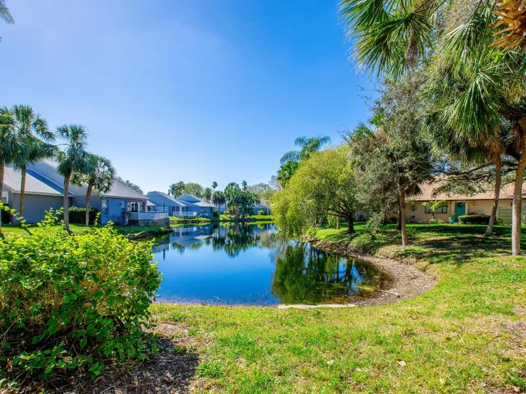Sarasota/St. Petersburg Real Estate | View 3523 52nd Avenue W | room 51 | View 52