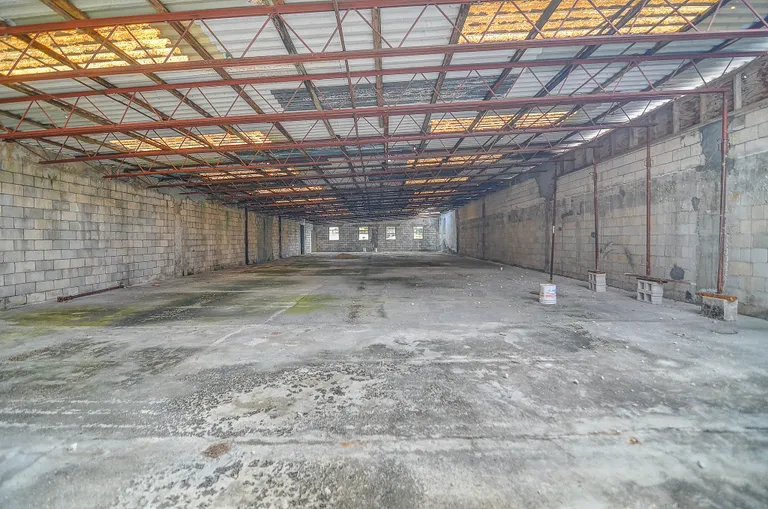 New York City Real Estate | View Oakes Field Warehouse | Oakes Field Warehouse-17 | View 14