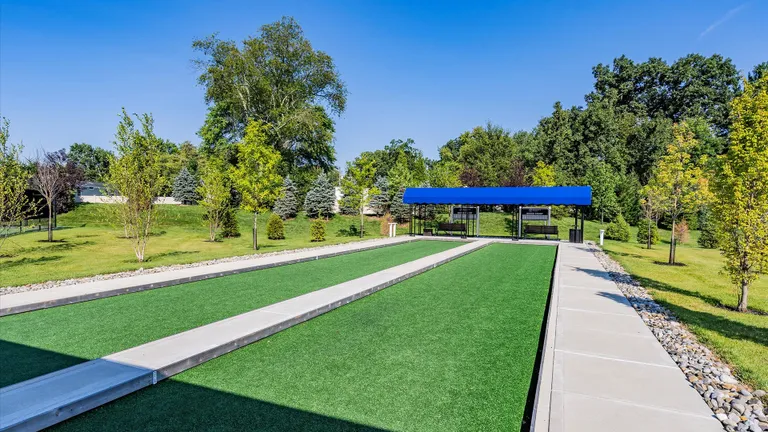 New York City Real Estate | View 76 Grandview Circle | room 34 | View 35