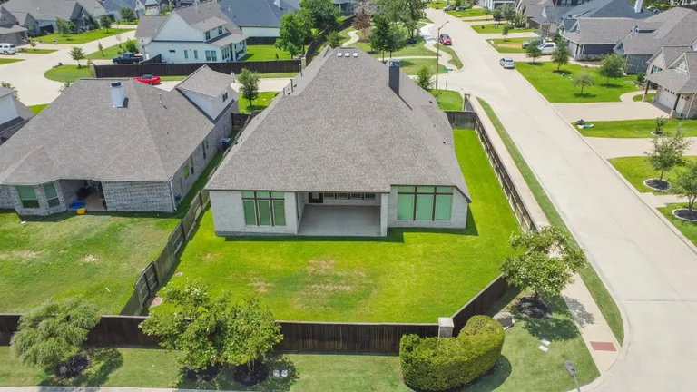 The Woodlands Real Estate | View 1701 Blanco Bend Drive | room 33 | View 34