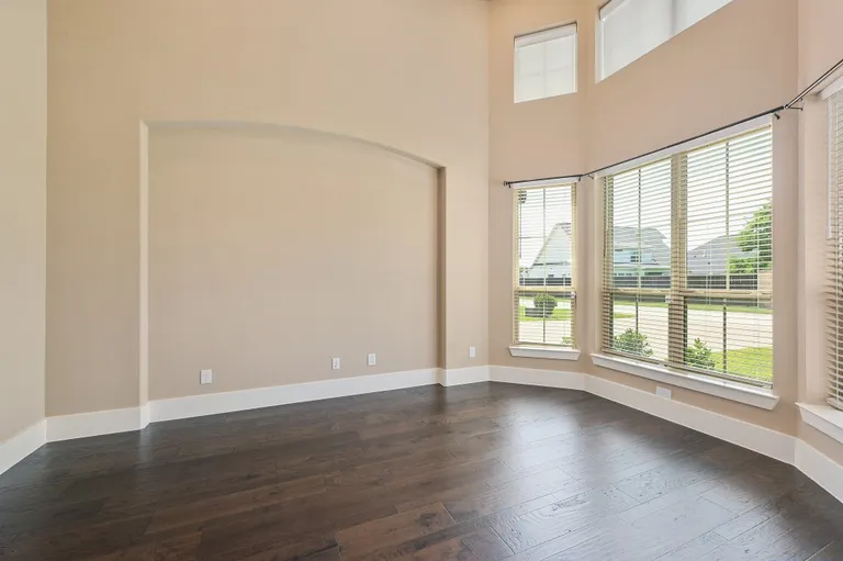 The Woodlands Real Estate | View 1701 Blanco Bend Drive | room 4 | View 5