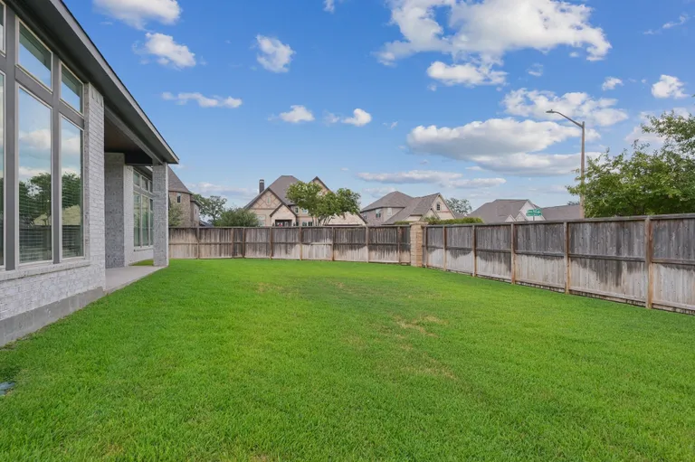 The Woodlands Real Estate | View 1701 Blanco Bend Drive | room 32 | View 33