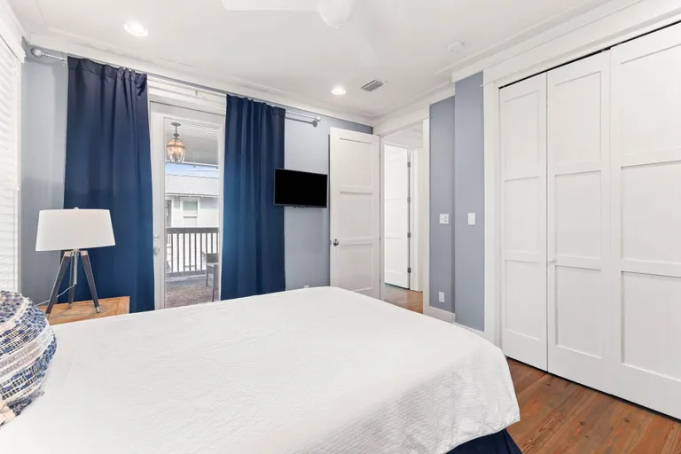 New York City Real Estate | View 47 Trail Lane | room 34 | View 35