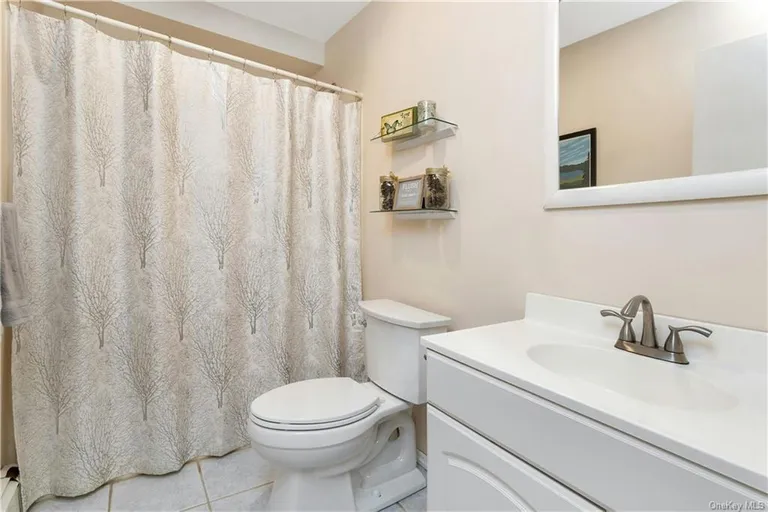 New York City Real Estate | View 14 Center Road | room 19 | View 20