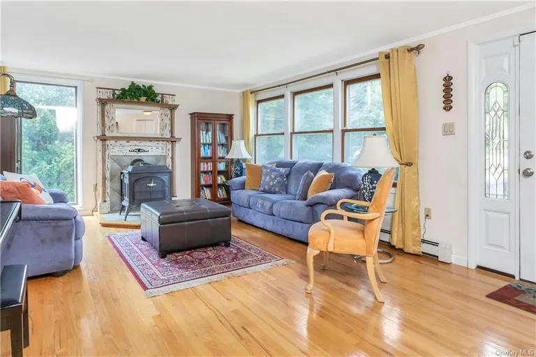 New York City Real Estate | View 14 Center Road | room 4 | View 5