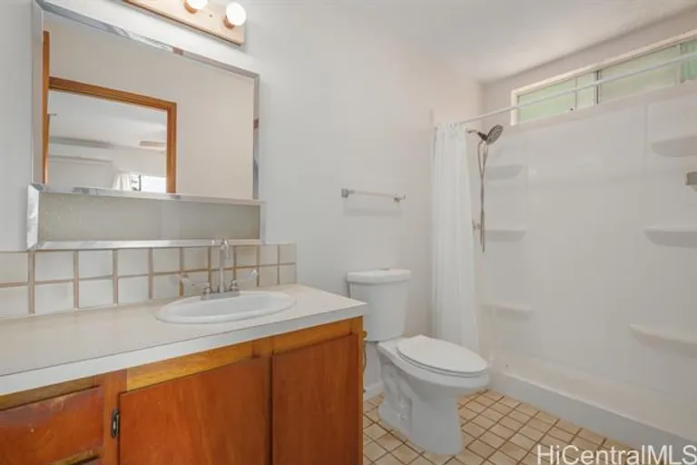 New York City Real Estate | View 2321A Kilauea Avenue | room 8 | View 9