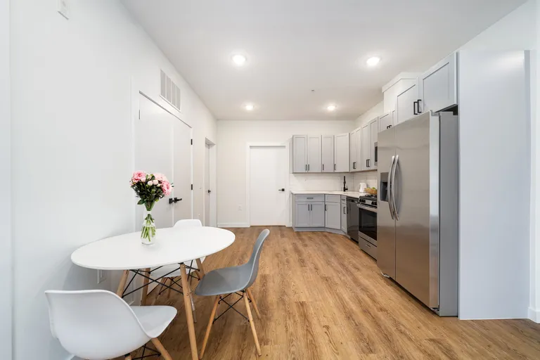 New York City Real Estate | View 224 Garfield Ave Unit# 2B | room 1 | View 2