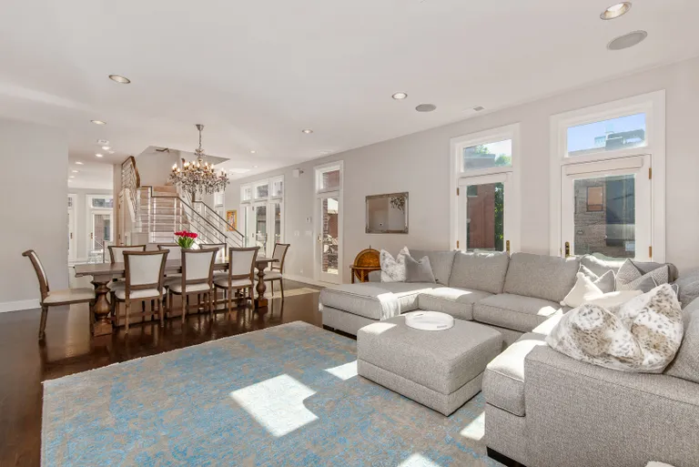 New York City Real Estate | View 425 W Dickens, I | room 3 | View 4