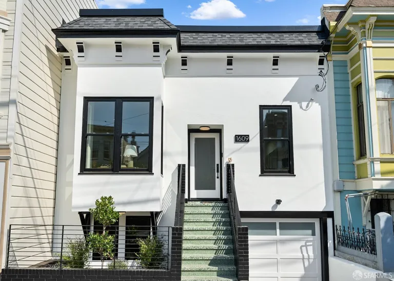 New York City Real Estate | View 1609 Castro Street | 4 Beds, 3 Baths | View 1
