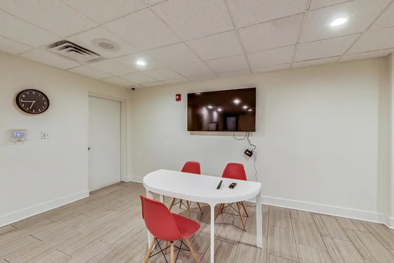 New York City Real Estate | View 1221 N Dearborn, 1008N | room 11 | View 12