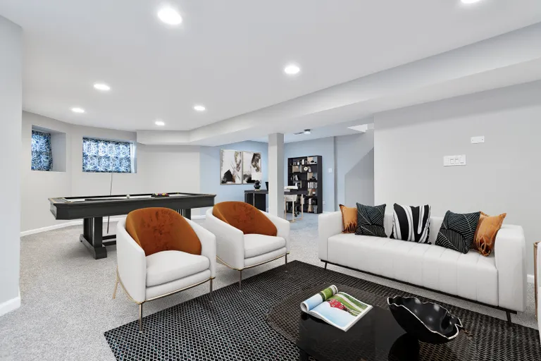 New York City Real Estate | View 2525 N Central Park, 1 | room 6 | View 7