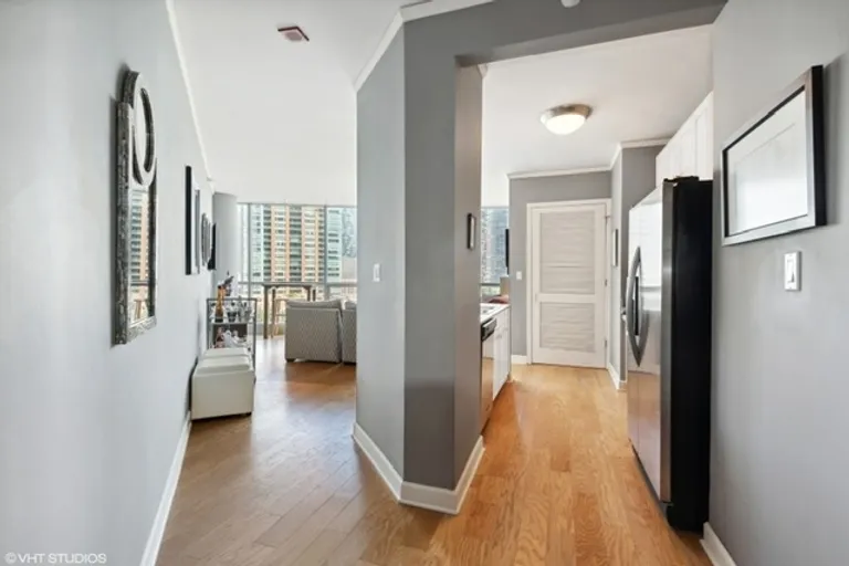 New York City Real Estate | View 420 E Waterside, 412 | room 9 | View 10