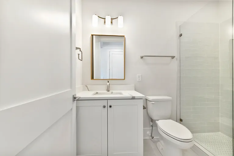New York City Real Estate | View 4118 Nolen Creek Avenue #12 | Full Bathroom | View 28