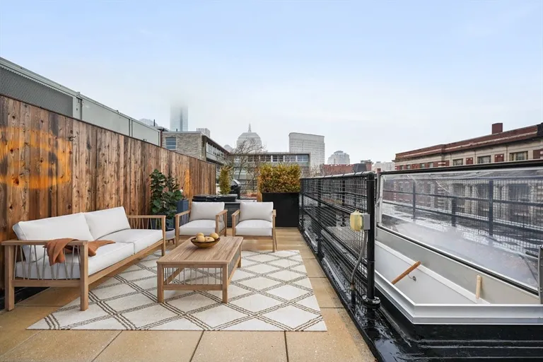 New York City Real Estate | View 7 Warren Ave #PH-18 | room 28 | View 29
