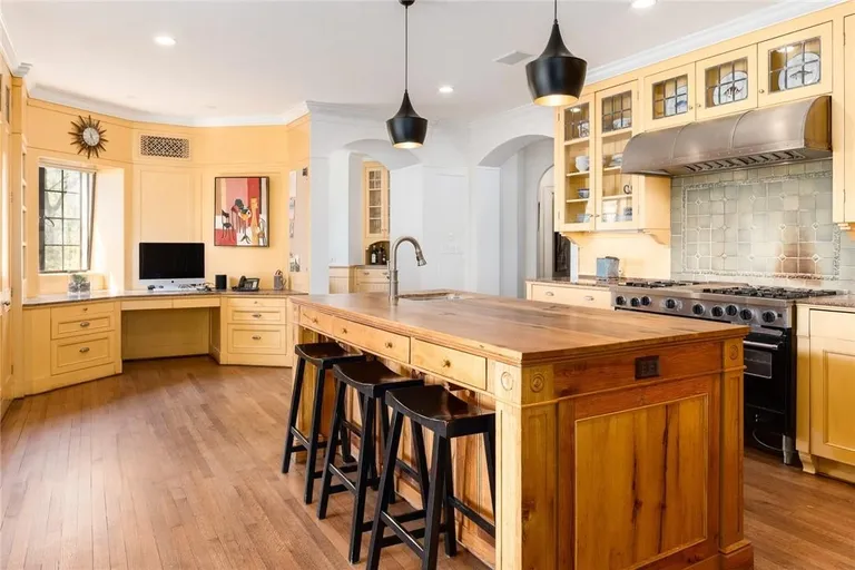 Westchester Real Estate | View 77 N Mountain Drive | room 14 | View 15