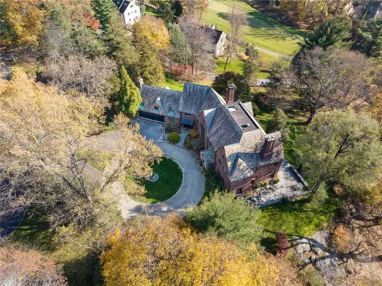 Westchester Real Estate | View 77 N Mountain Drive | room 1 | View 2