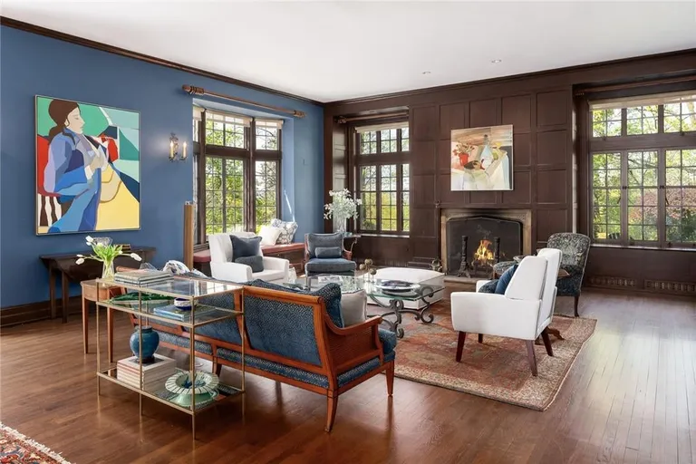 Westchester Real Estate | View 77 N Mountain Drive | room 3 | View 4