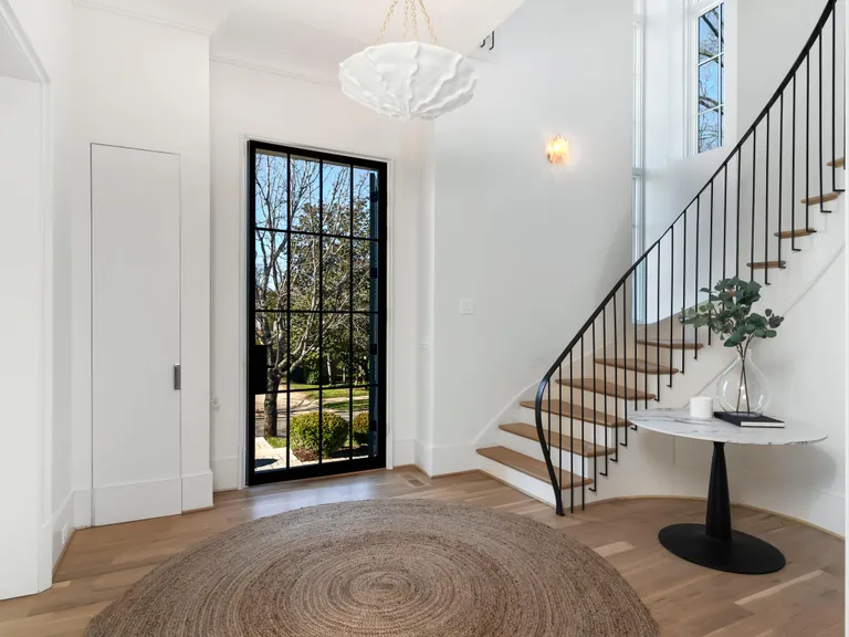 New York City Real Estate | View 2144 Hastings Drive | Foyer | View 5