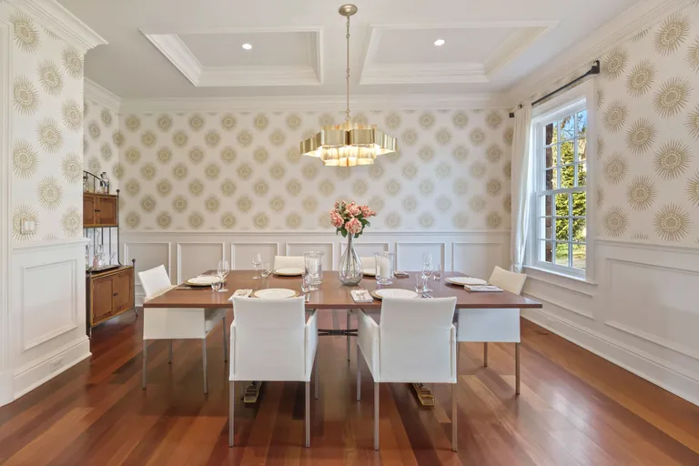 Greenwich Real Estate | View 20 Dingletown Road | room 7 | View 8