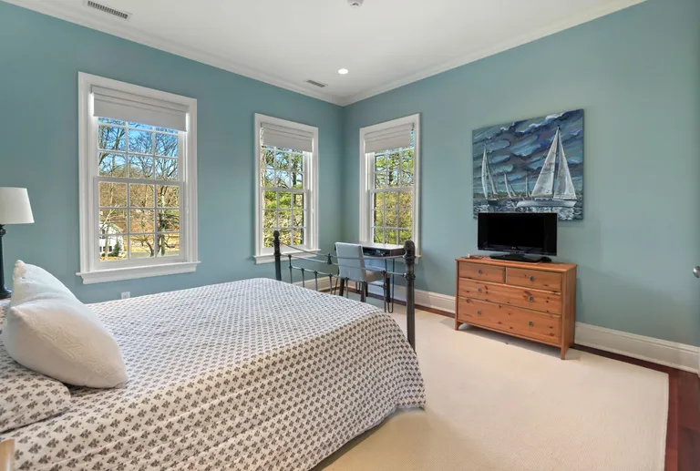 Greenwich Real Estate | View 20 Dingletown Road | room 17 | View 18