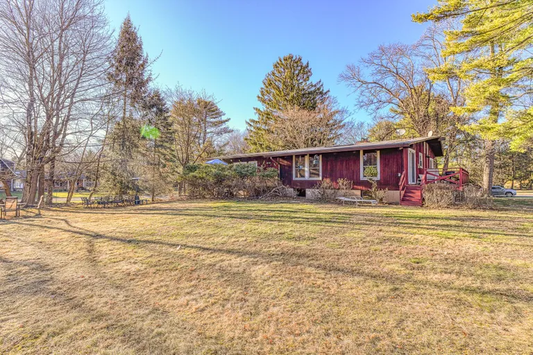 Rockland/Orange/NJ Real Estate | View 5 Robin Lane | room 2 | View 3