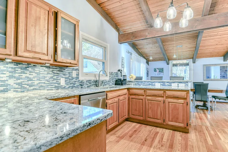 Rockland/Orange/NJ Real Estate | View 5 Robin Lane | room 13 | View 14